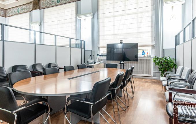 на Баррикадной улице, 8с5А, площадь 237 м