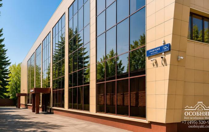 в Графском переулке, 12А, площадь 2607 м