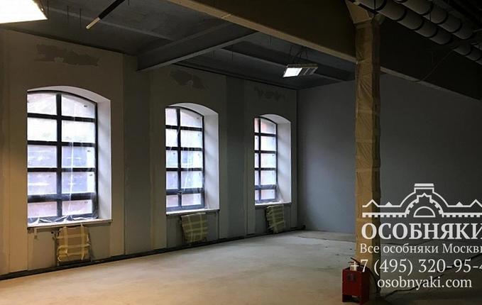 на Дербеневской набережной, 7, площадь 4000 м